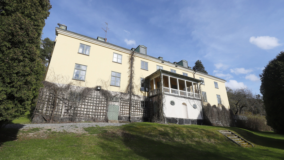 Nu är Nyby herrgård såld.