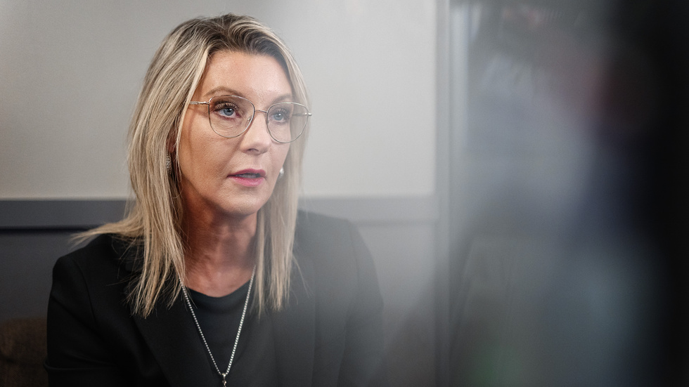 På X, tidigare Twitter, reagerar Maria Rosander (SD) på att en inbrottsvåg i Sverige misstänks ha kopplingar till georgiska stöldligor.