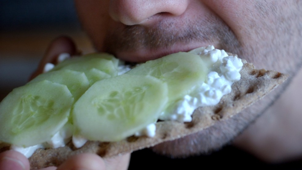 Knäckebröd är ett exempel på ett immateriellt kulturarv. Nu kan du skicka in dina egna förslag och vara med och påverka den svenska förteckningen