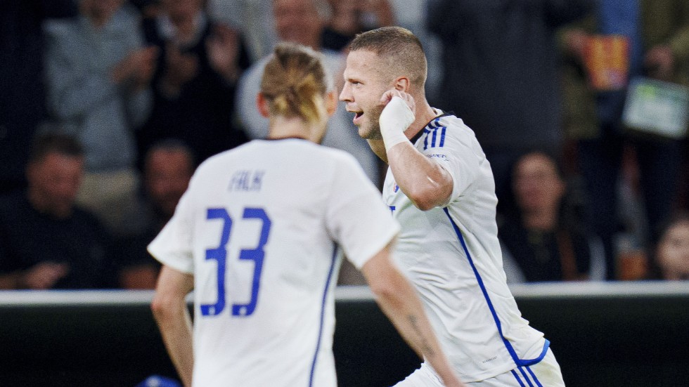Denis Vavro firar sitt mål som gav FCK avancemang till Champions League.