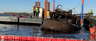 Efter 60 år på sjöbotten är Munksund 5 uppe – se vraket här