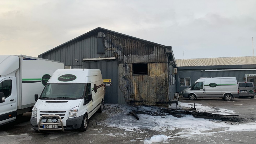 Branden vid Återanvändarnas lokaler orsakade skador för en cirka en miljon kronor.
