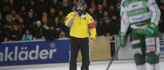 Svensk bandy hotas av domarstrejk