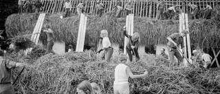 Lokalhistoria i svartvita bilder i bygdegården