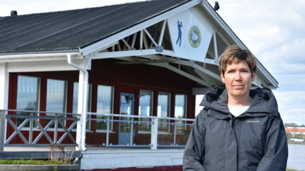 Helena Brännmark gläds över att golfverksamheten kom i gång. "På lördag spelar vi golf för Barncancerfonden, alla spelavgifter skänks dit" säger hon.

