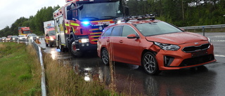 Långa köer efter bilkrock på E22 på fredagsmorgonen