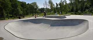 Brände och slog sönder vid skatepark – skador för 22 000