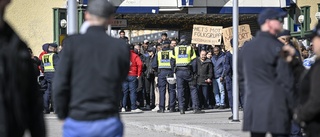 Kaos i Örebro – minst nio poliser skadade