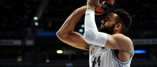 Jeffery Taylor historisk trea i Real Madrid