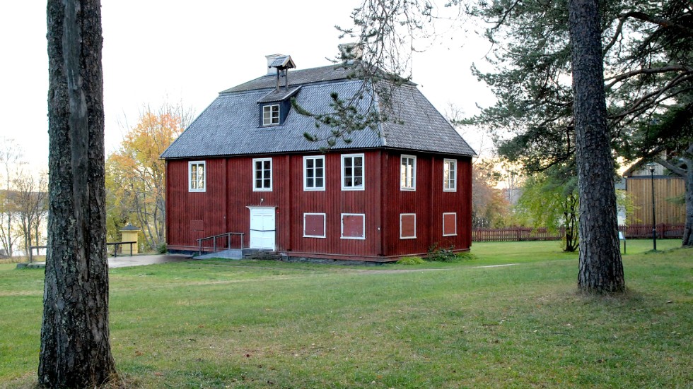 Om bara den politiska viljan finns kan rådhuset på Gültzauudden och alla historia det rymmer räddas för framtiden.