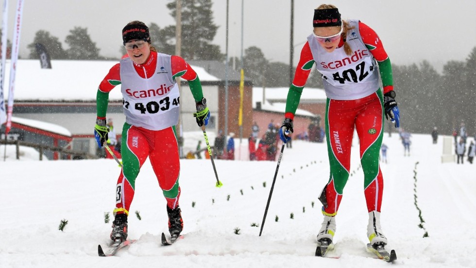 Lisa Ingesson och Lisa Eriksson tillhör inför säsongen 2021/22 juniorlandslaget.
