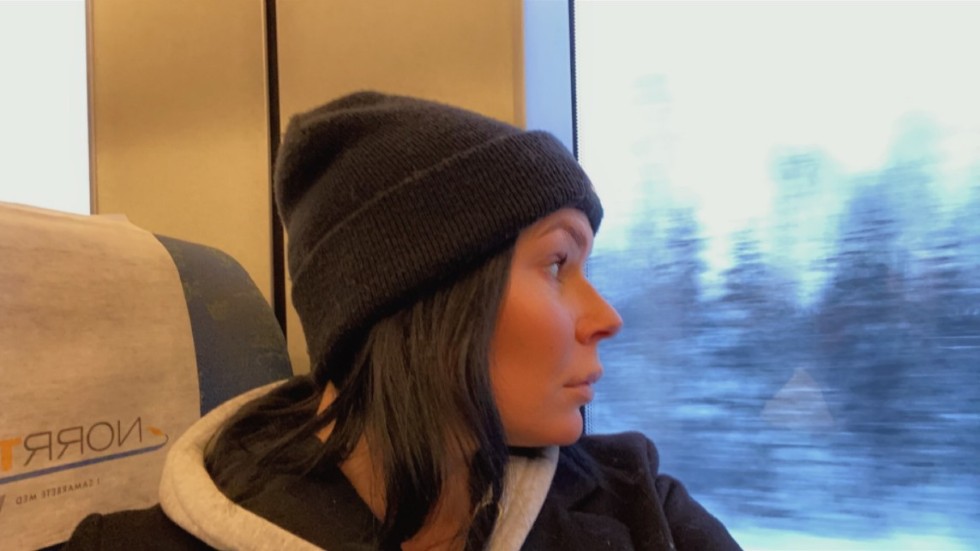 Marie Sundbergs tågresa blev en mardrömsresa. "Jag kommer aldrig att rekommendera någon att resa med Vy-tåg och skulle helst se att de försvann från marknaden".
