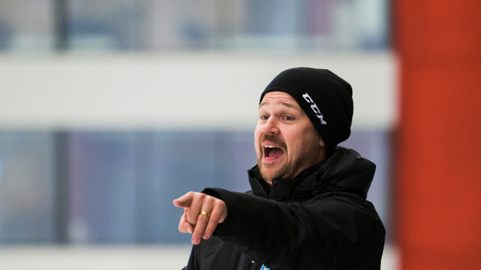 Olle Gabrielsson kan bli Esa Määttas ersättare som huvudtränare i Sirius.