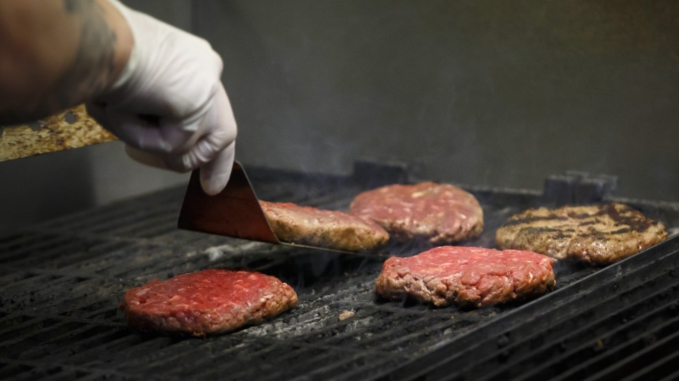En lunch på ett gatukök i Norduppland slutade med tumult och polisanmälan.