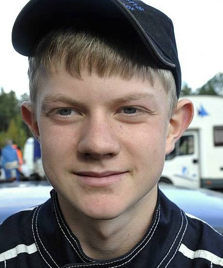 FrÃ¥n finaltÃ¤vlingarna i SmÃ¥landscupen i folkrace. Vimmerby Gnagaredalen.