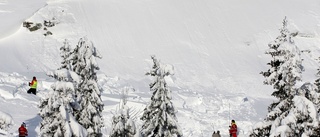 Ung kvinna dog i lavin i Nordnorge • Så är lavinrisken i fjällen