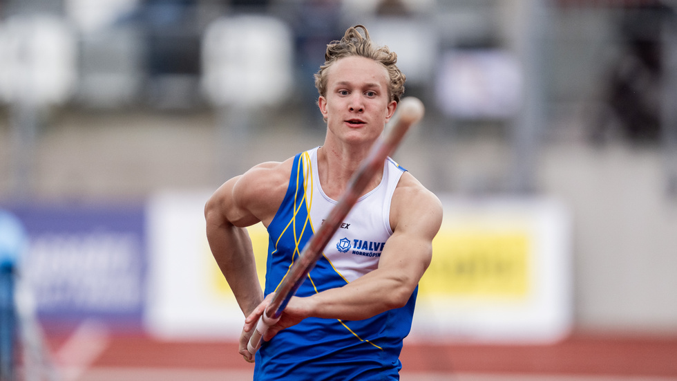 Linus Jönsson, Tjalve IF, tog SM-guld i stavhopp i Uddevalla på söndagen.