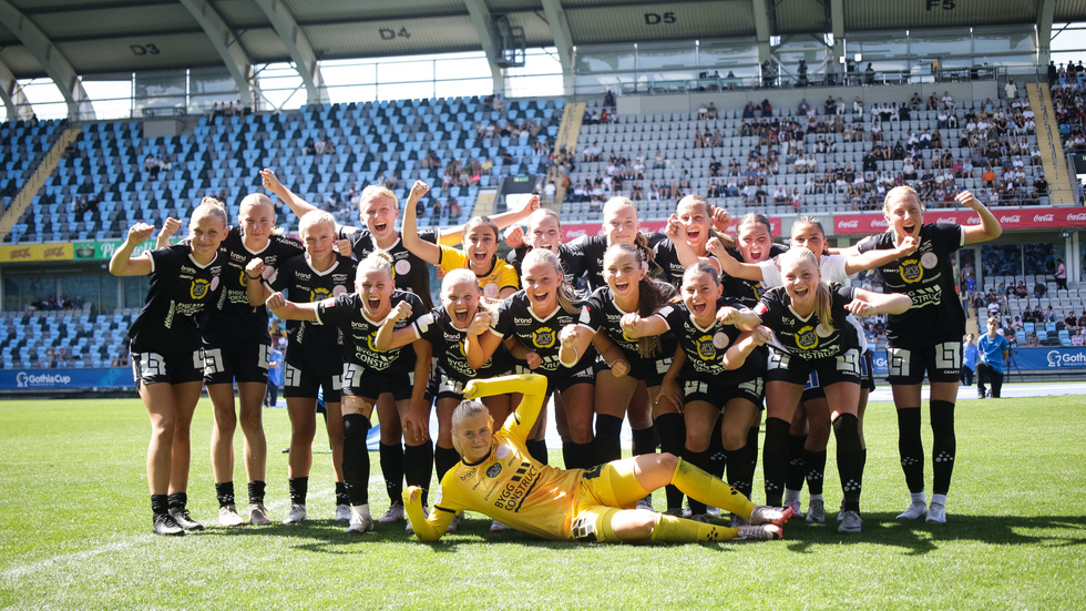 I somras lyckades ett lag från Uppland - efter tio års väntan - äntligen vinna Gothia Cup. Nu försöker en stor del av laget att för andra gången i rad vinna F17-SM.