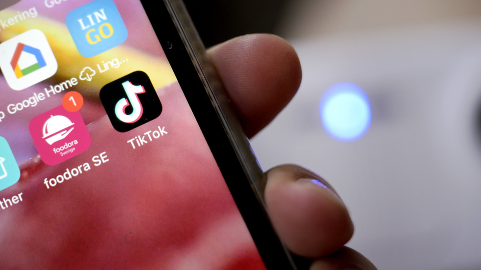 Barnen överfylls med ingenting, skriver Per Bergström om Tiktok.
