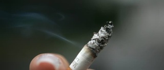 Kvinna bränd i ansiktet med cigarett