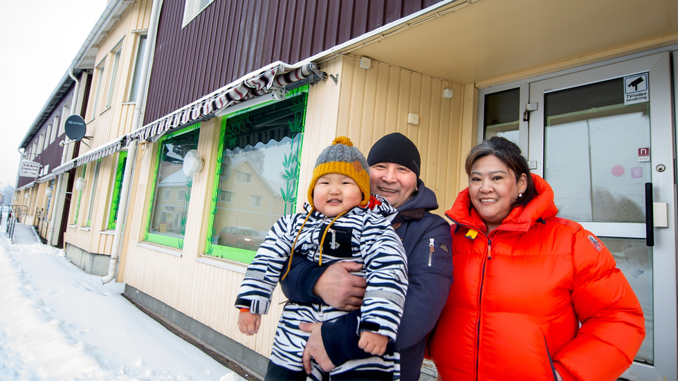 Under februari hoppas paret Altanuula Baldan, 54, och hustrun Tumenjargal Lkhavga, 43, kunna slå upp portarna till den nya restaurangen efter Storgatan. Sonen Boorch är 2,5 år.