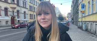 Josefine från Norrköping turnerar världen runt med heta bandet