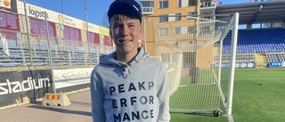 Nils, 14, gör årets (?) mål – direkt på avspark: "Bra träff"