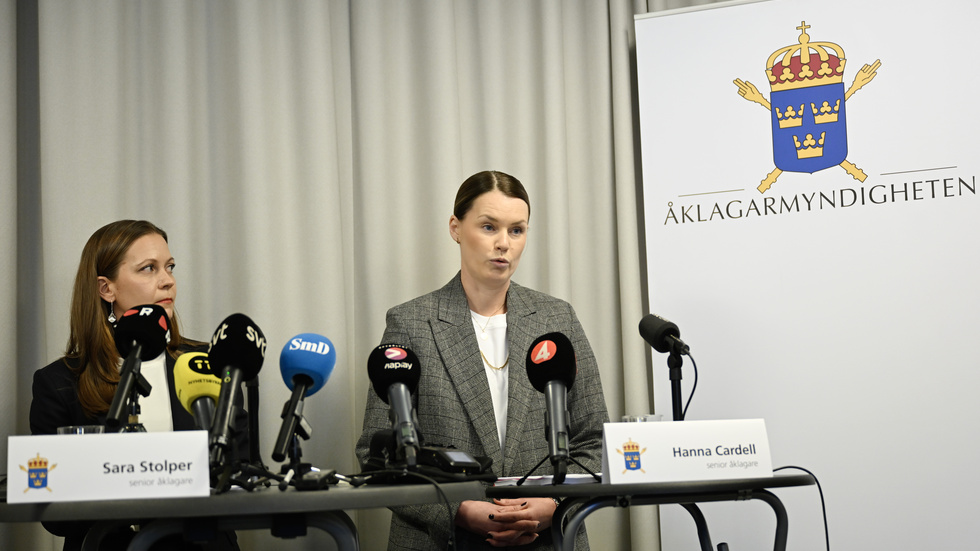 
Senior åklagarna Sara Stolper och Hanna Cardell väckte på onsdagen åtal mot för mord och människorov på två 14-åriga pojkar. En Uppsalabo finns bland de misstänkta. 