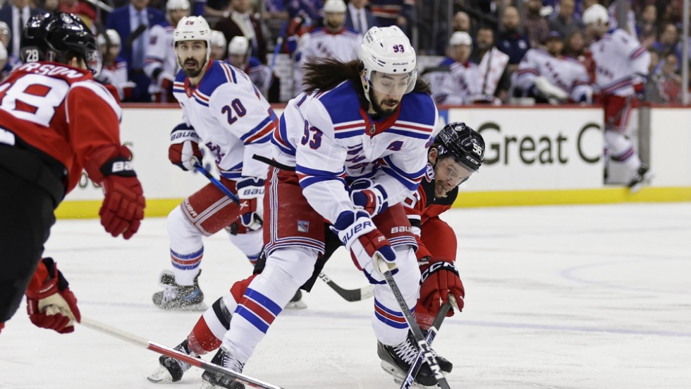 Mika Zibanejad i sjunde matchen mot New Jersey.