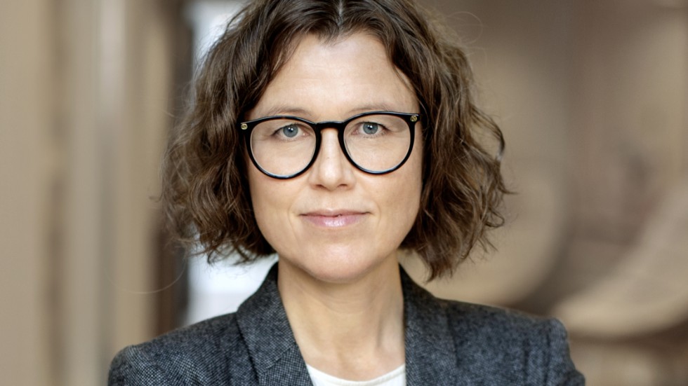 "Det är avgörande att nu säkerställa en långsiktig och hållbar cementförsörjning i Sverige, både för vår klimatomställning och vår nationella beredskap", skriver Malin Löfsjögård, vd för branschorganisationen Svensk betong. 