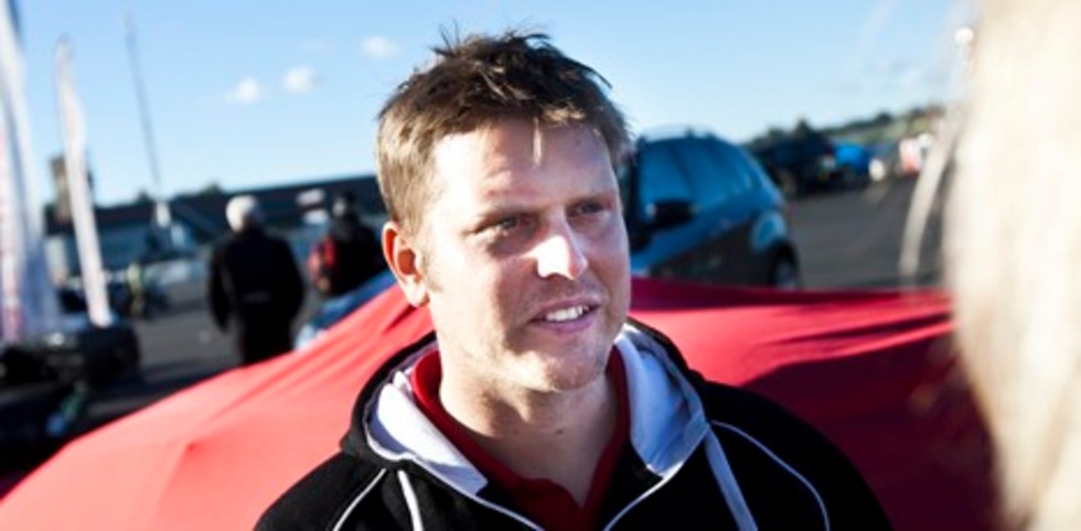 Alx Danielsson lämnar Uppsala för att köra Nascar i USA.