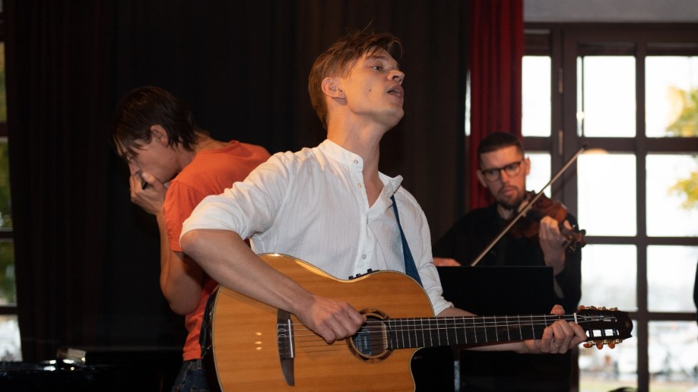 Viktor Norén, ena halva av duon Gustaf och Viktor Norén, samt känd från banden Sugarplum Fairy och State of Sound, har startat skivbolag. Arkivbild.