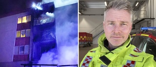 Brandmannen Daniel var först framme vid det brinnande huset – berömmer de boende: "De var jätteduktiga"