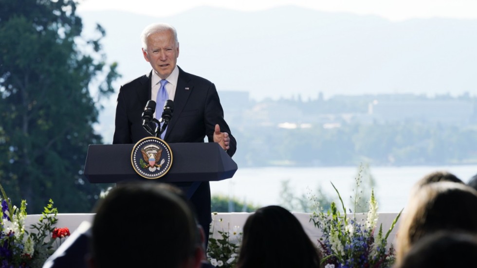 President Joe Biden håller presskonferens.