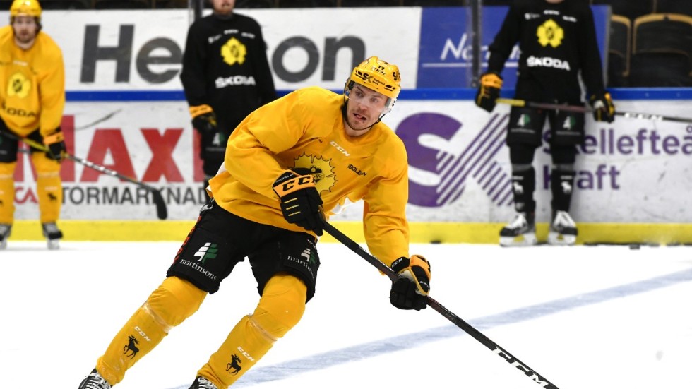Pär Lindholm har gjort succé i nya kedja tillsammans med Melker Karlsson och Joakim Lindström. "Det är en kul miljö att spela i". 
