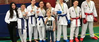 Medaljregn till stan på karate-RM