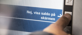 Han blev rånad vid bankomaten 