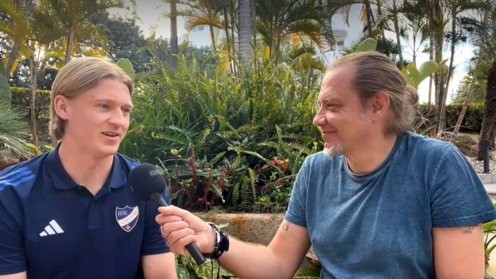 Daniel Eid intervjuas av Sportens Christer Gustafson.
