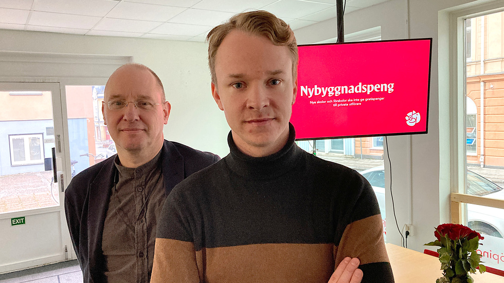 Socialdemokraterna Johan Enfeldt och Jesper Englundh föreslår en nyhet som ska spara tiotals miljoner årligen till kommunens skolor. 