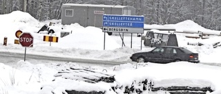 Hög tid att göra klar busshållplatsen