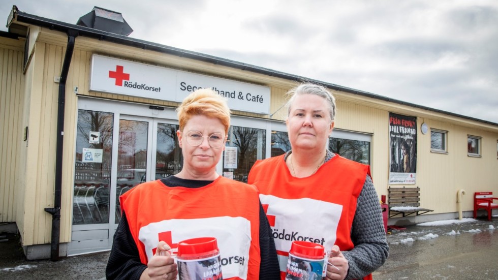 Linda Gustavsson och Anna Klintbom känner stor sorg över händelserna i Ukraina. "Ryssland gör ett jättestort övertramp på den humanitära rätten och det är hemskt. Det var en tung dag i torsdags", säger Anna Klintbom. 
