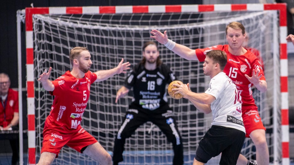 Guif med målvakten Daniel Freyr Andrésson mötte Sävehof borta på annandag jul.