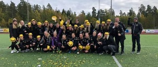 Damfotbollen förtjänar mer plats i tidningen