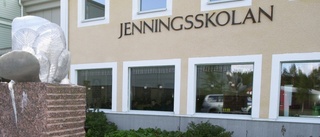 Vill stänga programmen på Jenningsskolan