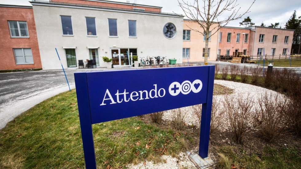 Brukare som legat i sin egen avföring, tår som klämts blodiga i sänggrindar och boende som hittats med ansiktet begravt i kudden. Det är bara några av avvikelserna som dokumenterades på Attendos äldreboende på Terra Nova mellan juni och november.