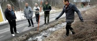 Villaägare tvingas betala utbyggnad