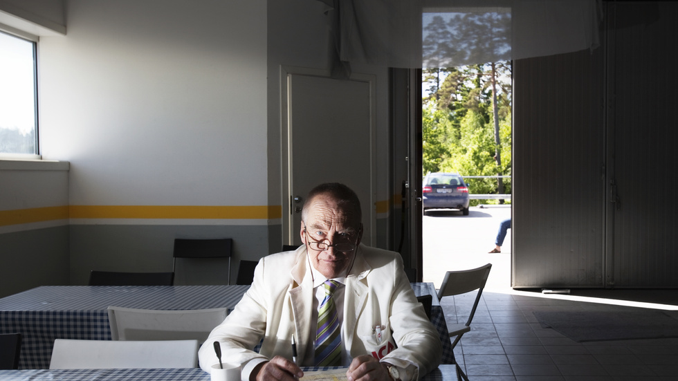Skådespelaren Hans Mosesson, även känd som Ica-Stig.