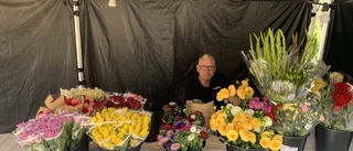 De får Bergslagstorget att blomma på fredagarna