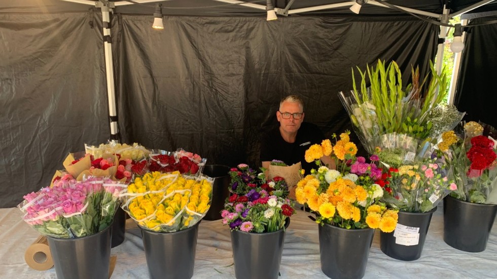 Christer Ringholm äger Blomsterhuset i Norrköping tillsammans med Angelica Carlsson.