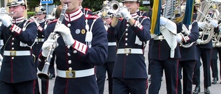 Arméns musikkår uppträder på Kultur 18